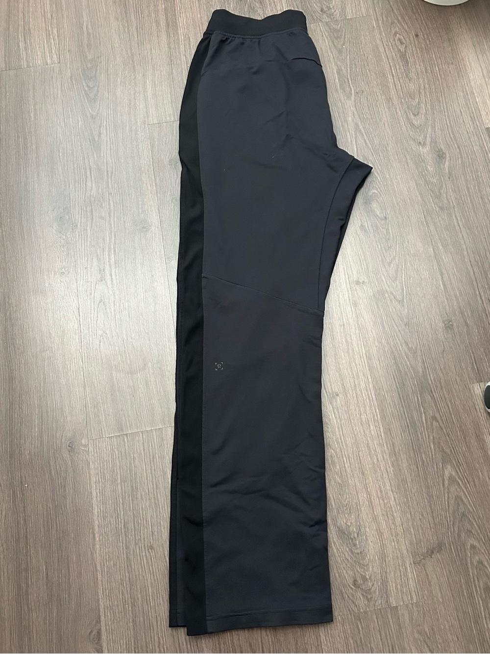 lululemon athletica Black Men's Athletic Jogger Pants - Picture 3 of 6